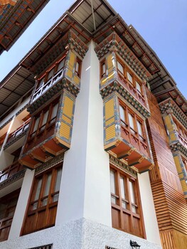 overland hotel