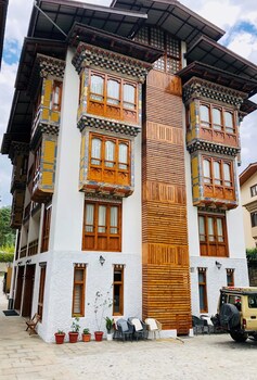 overland hotel