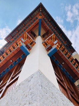 overland hotel