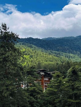 overland hotel