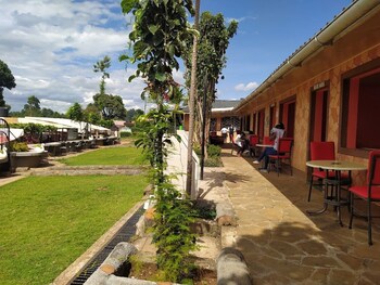 oldoiyo lengai hotel