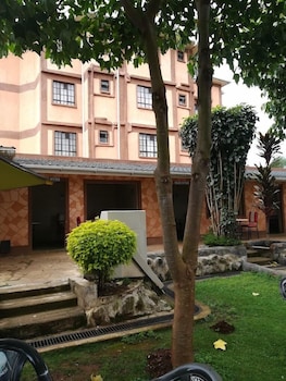 oldoiyo lengai hotel