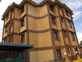 oldoiyo lengai hotel