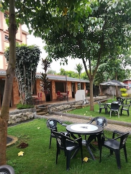 oldoiyo lengai hotel