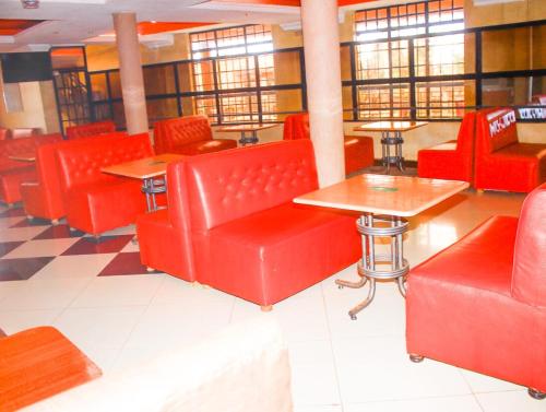 oldoiyo lengai hotel