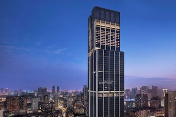 The Ritz-Carlton, Wuhan,,5 star