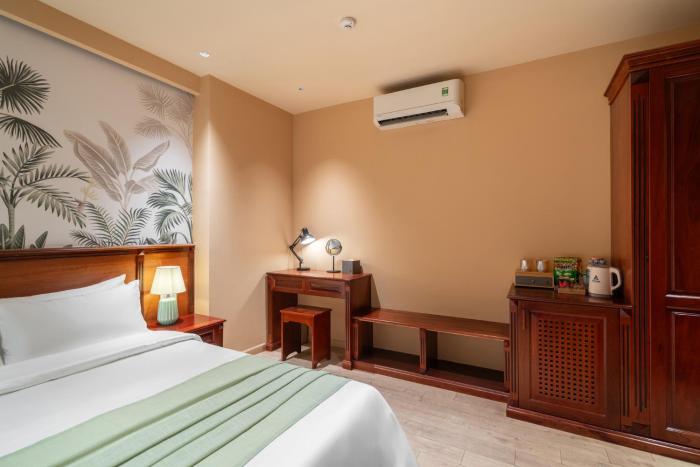 amana hotel airport