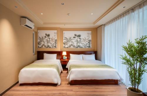 amana hotel airport