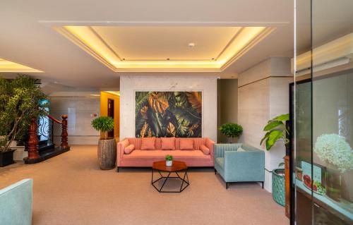 amana hotel airport