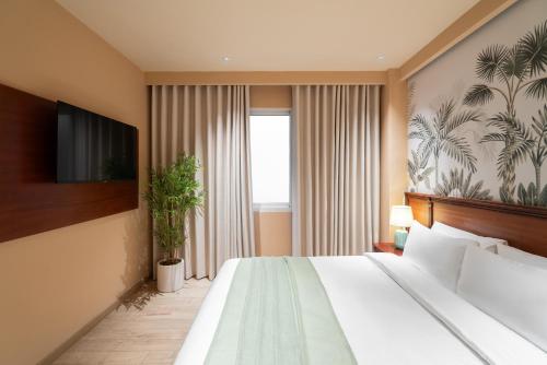 amana hotel airport
