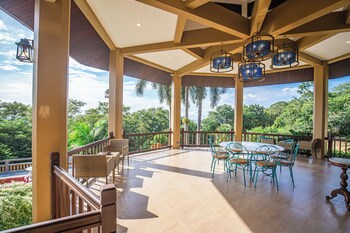 bell seaside luxury villa