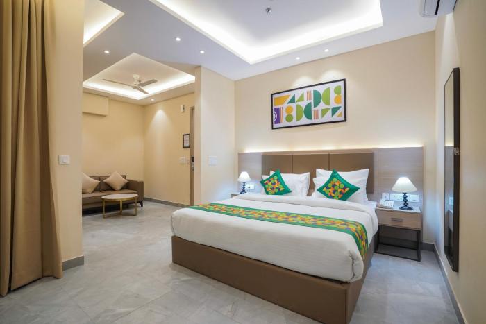 treebo premium indus crown