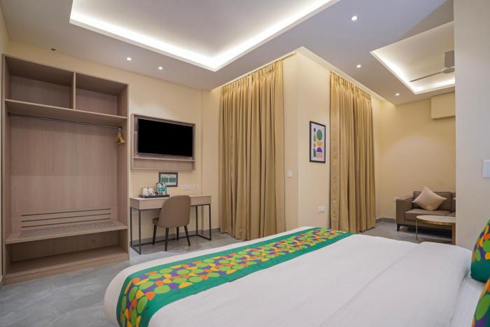 treebo premium indus crown
