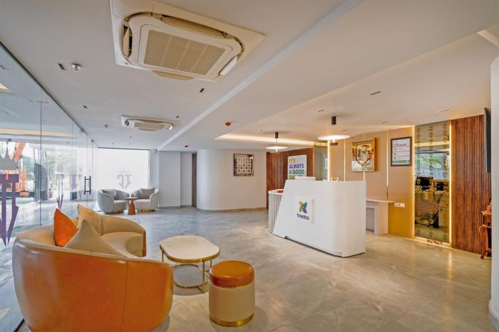 treebo premium indus crown