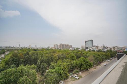 treebo premium indus crown