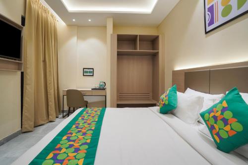 treebo premium indus crown