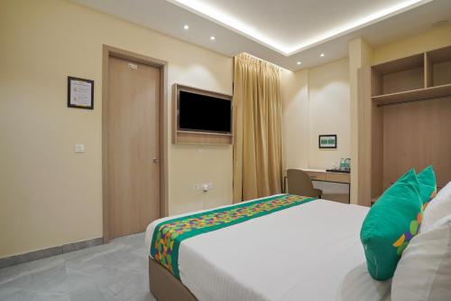 treebo premium indus crown