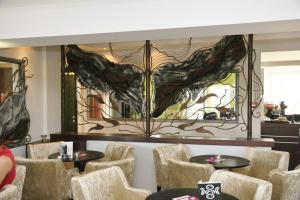 assembly hotel