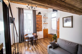 Lovenovsky Apartments,,4 star