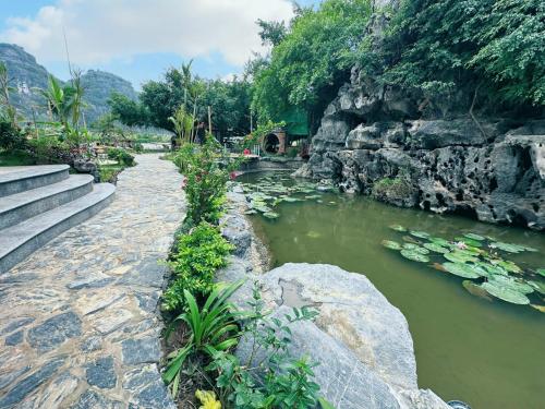 hoa lu