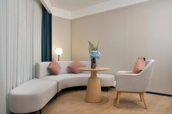 guangzhou chimelong expo center jincheng hotel