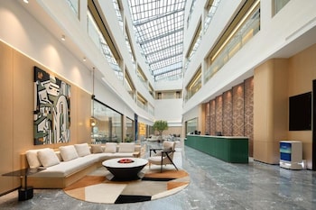 Guangzhou Chimelong Expo Center Jincheng Hotel,,3 star