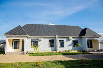 angel homestay hotel mikumi