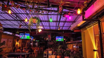 derby place lounge karatina