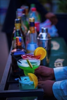 derby place lounge karatina