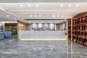 Pclj Hotel Bao'an Centra,,3 star