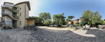 Hotel Dover Rooms & Coffee - Adults Friendly,,3 star