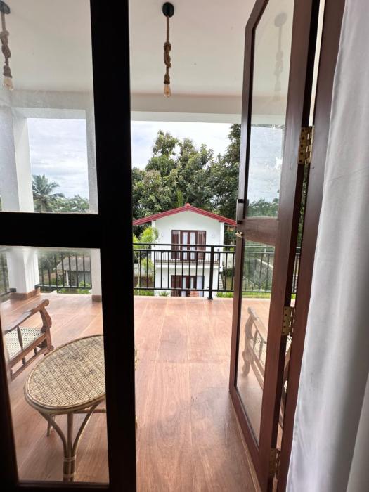 finch tangalle
