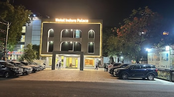 kdm hotel indore palace