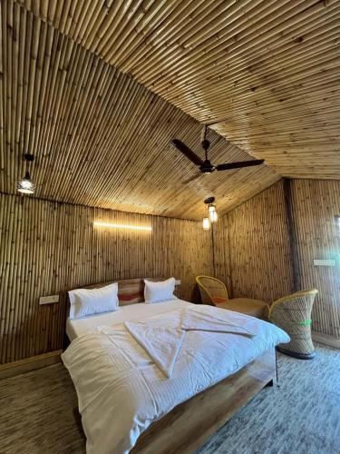 radhika resort