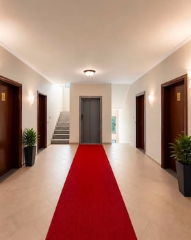 Briel Hotel,,3 star