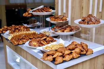 barkat hotel and conferences