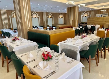barkat hotel and conferences