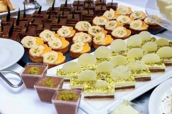 barkat hotel and conferences