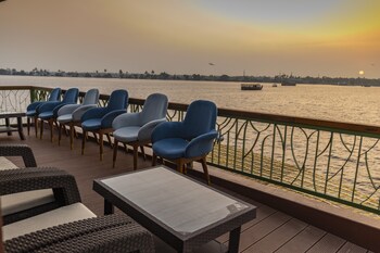riverine kadavil houseboat