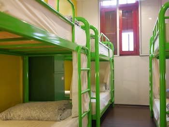 beary best hostel