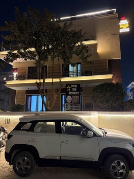 hotel star residency