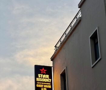 hotel star residency