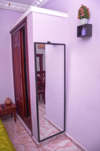 lynna hotel