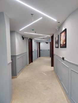 hotel sukoon 2mins connaught place