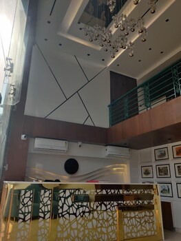 hotel sukoon 2mins connaught place
