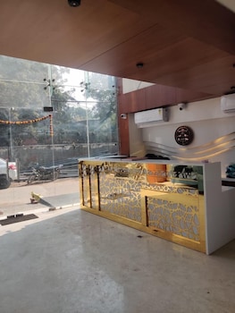 hotel sukoon 2mins connaught place