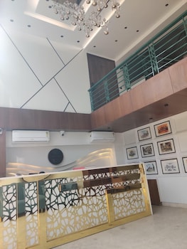 hotel sukoon 2mins connaught place