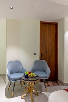 hotel sukoon 2mins connaught place