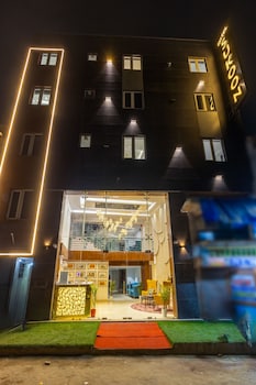 hotel sukoon 2mins connaught place