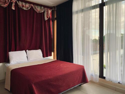 palacio real hotel